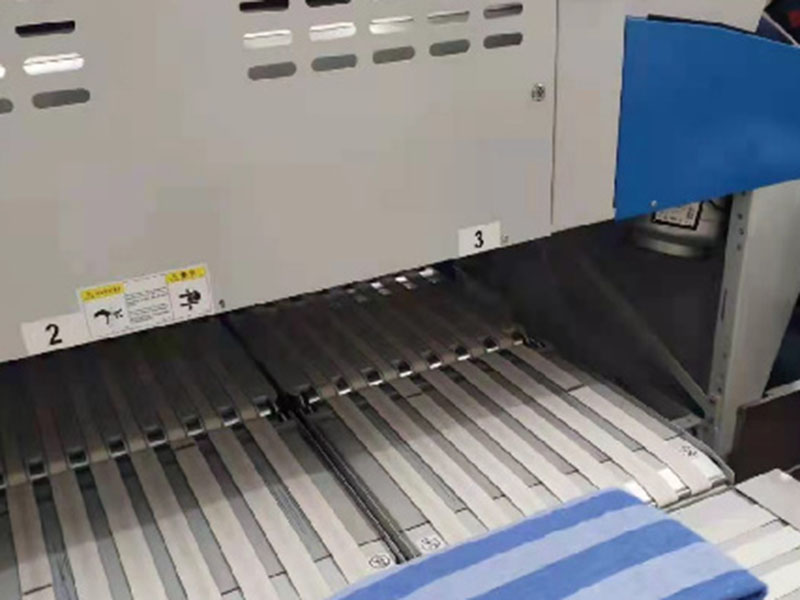 辽阳巾类折叠机-01